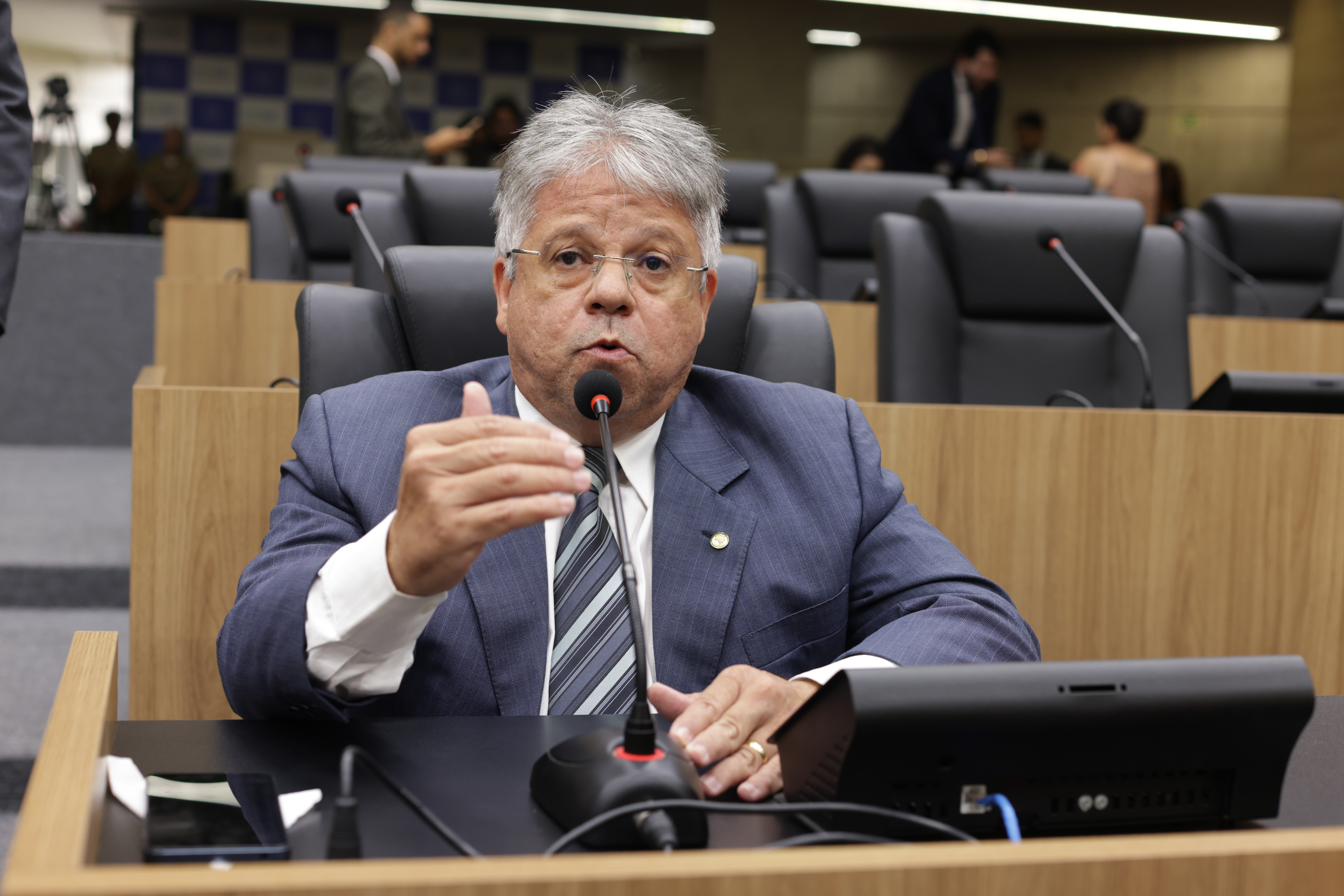 Gustavo Neiva defende que Governo devolva valor cobrado na Taxação do Sol