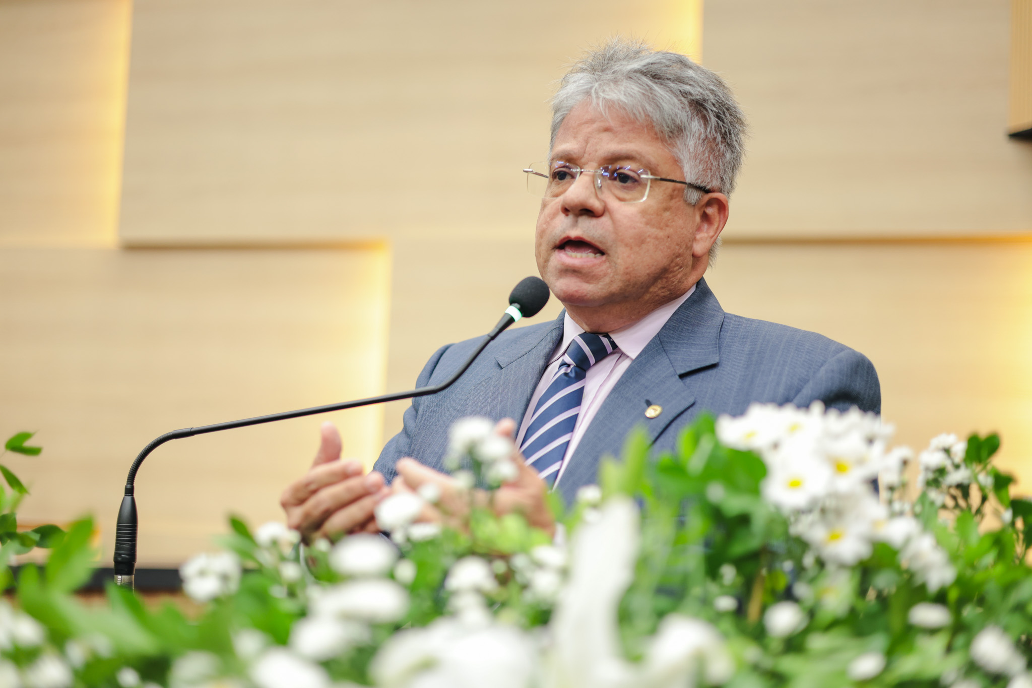 Gustavo Neiva denuncia situação de servidores da Agespisa que não aderiram ao PDV