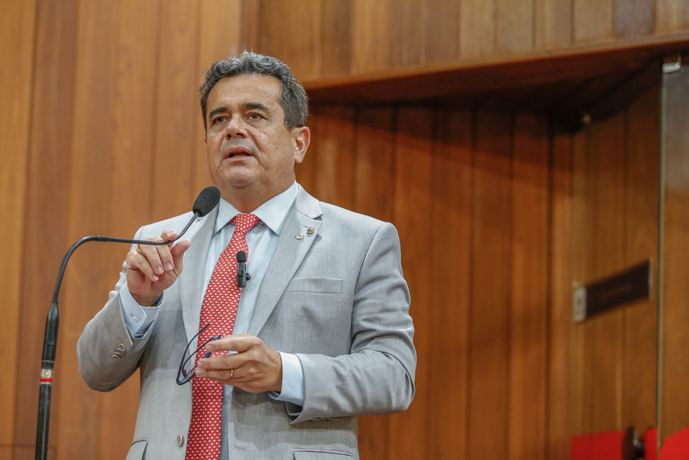 Henrique Pires conversa com MPPI sobre abandono de obras de abastecimento