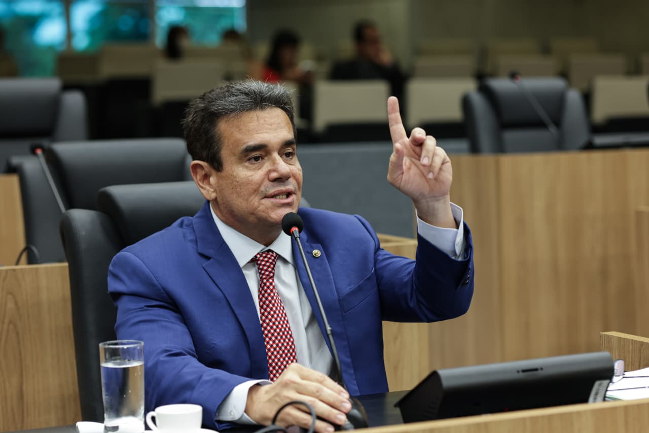 Henrique Pires quer acionar o MP sobre as condições da pista do Aeroporto de Teresina