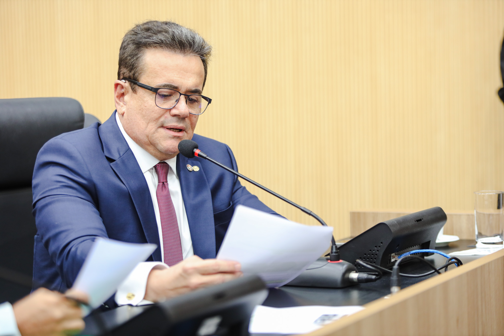 Henrique Pires quer debate sobre o fim da escala 6x1