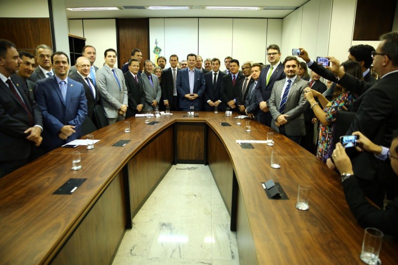 Luciano Nunes trata sobre reforma política e previdenciária com presidente Temer