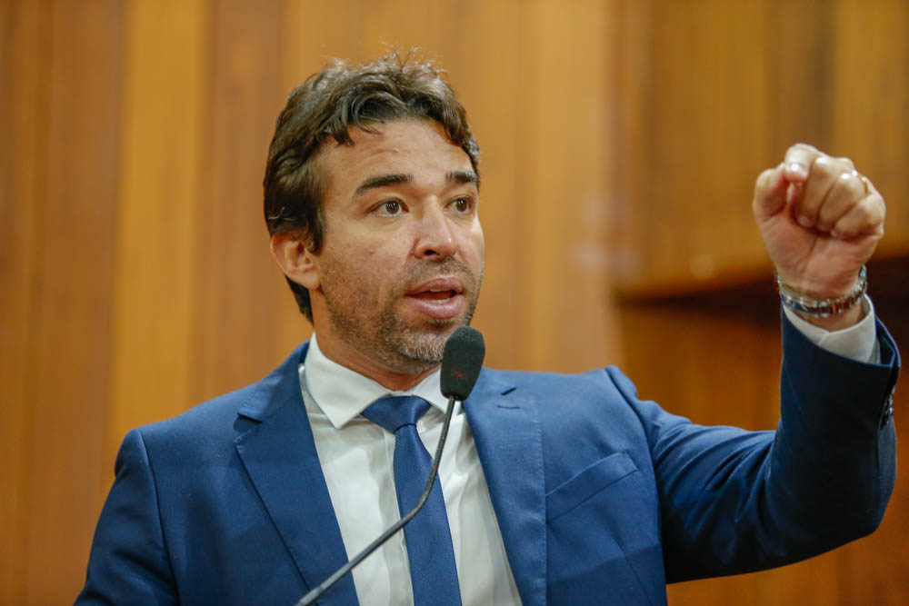 "Oposição não é contra o Pro AJA, é contra corrupção", afirma Marden 