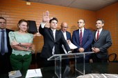 Oliveira Neto assume mandato na Assembleia Legislativa 