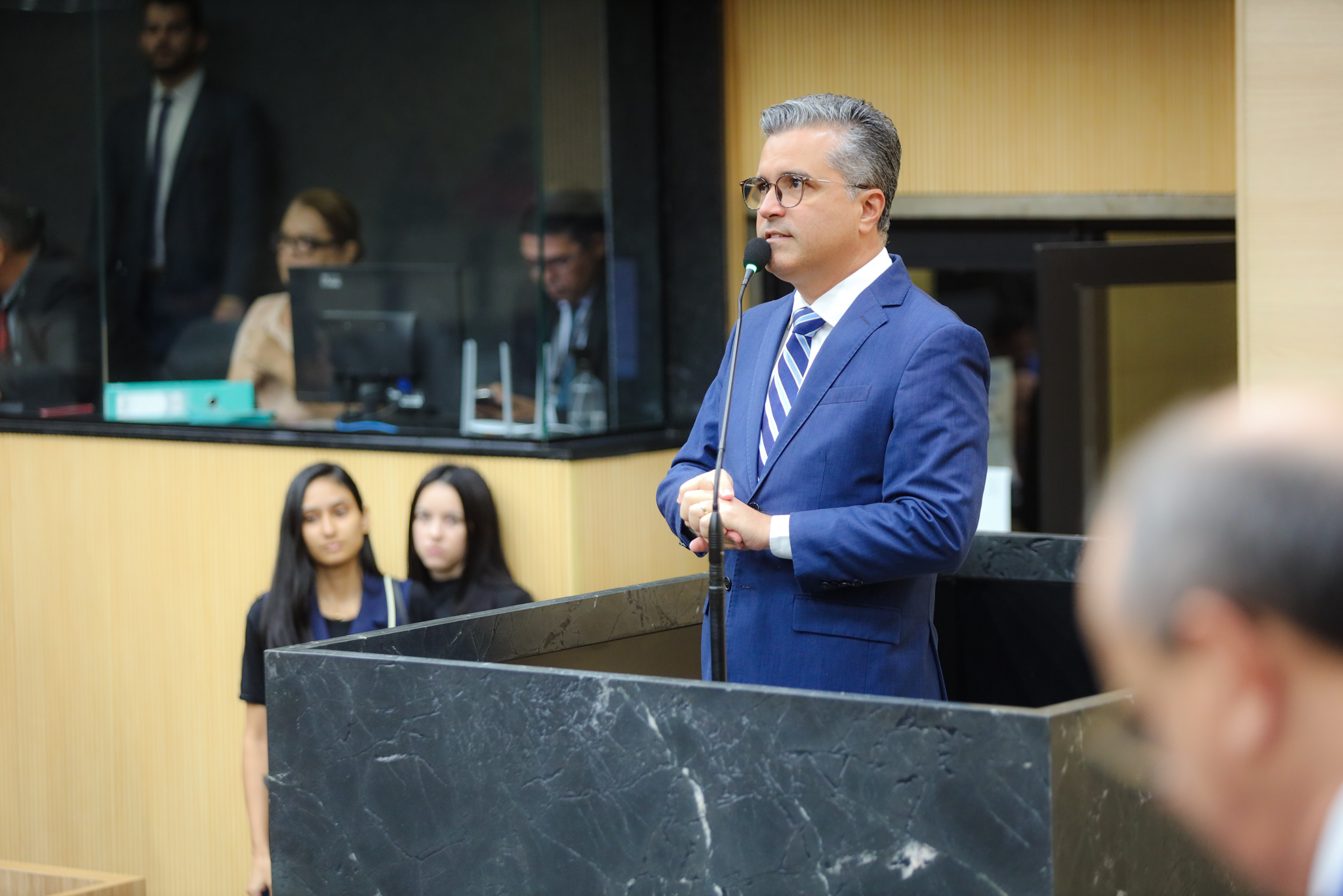 Pacto pela Ordem” é levado à tribuna pelo líder do Governo