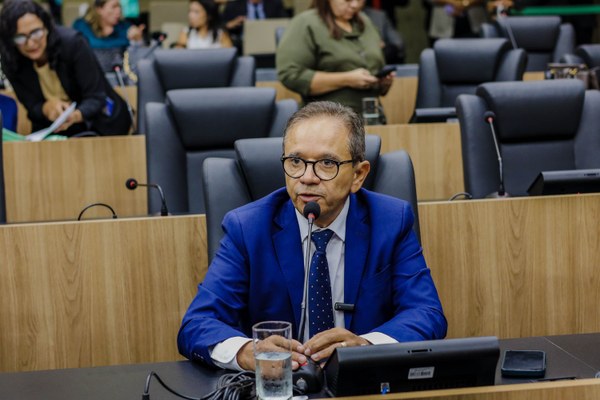 Programa que conscientiza jovens sobre malefícios dos jogos de azar avança na Alepi