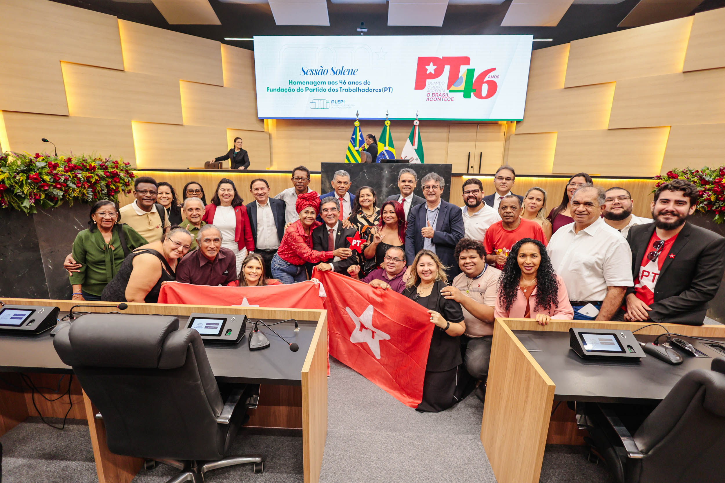 Sessão sonele lembra os 46 anos de fundação do Partido dos Trabalhadores (PT)