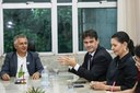 Severo Eulálio e Ana Paula visitam Uespi para ouvir demandas 