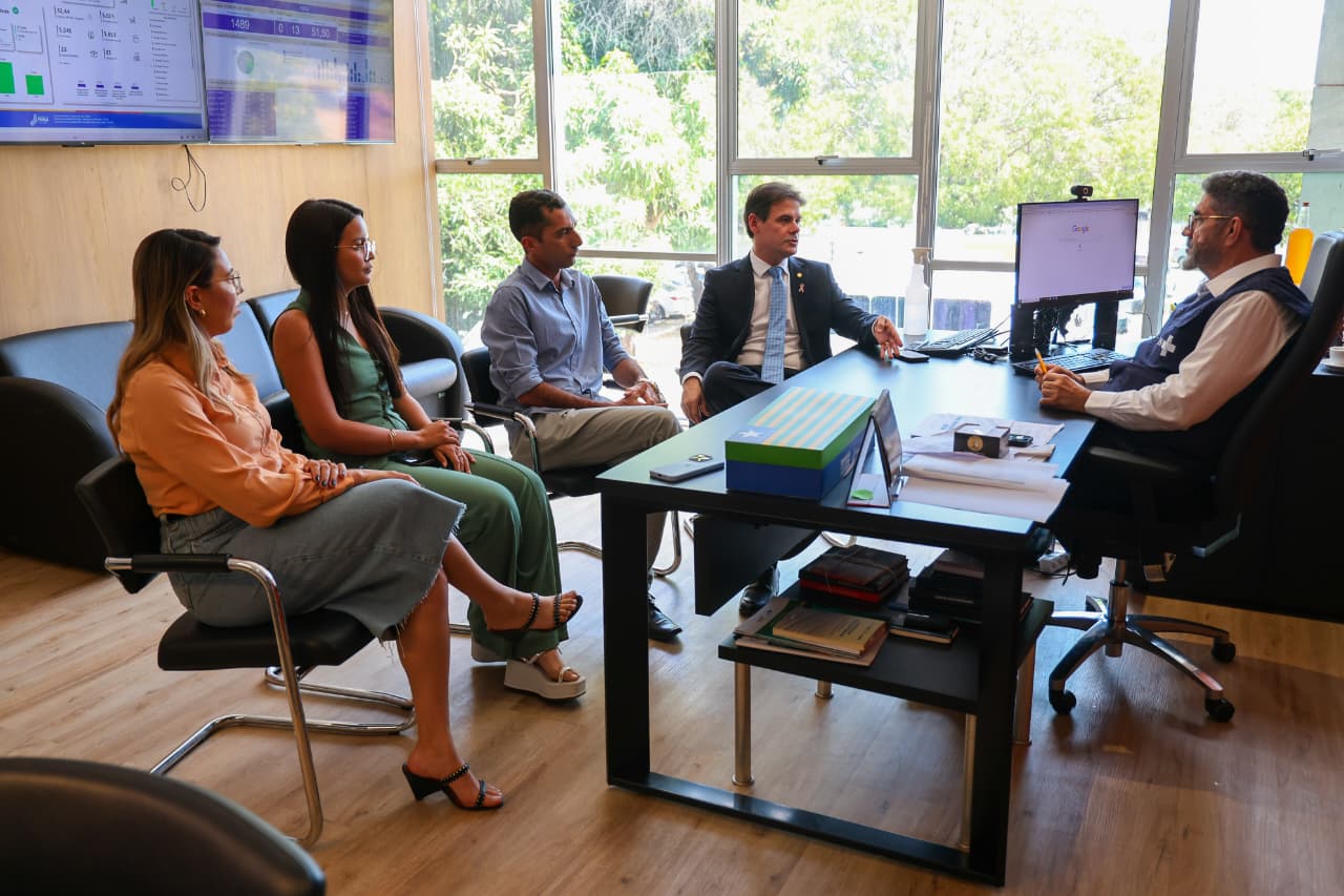 Severo Eulálio participa de reunião na Sesapi para discutir melhorias na saúde de Paulistana