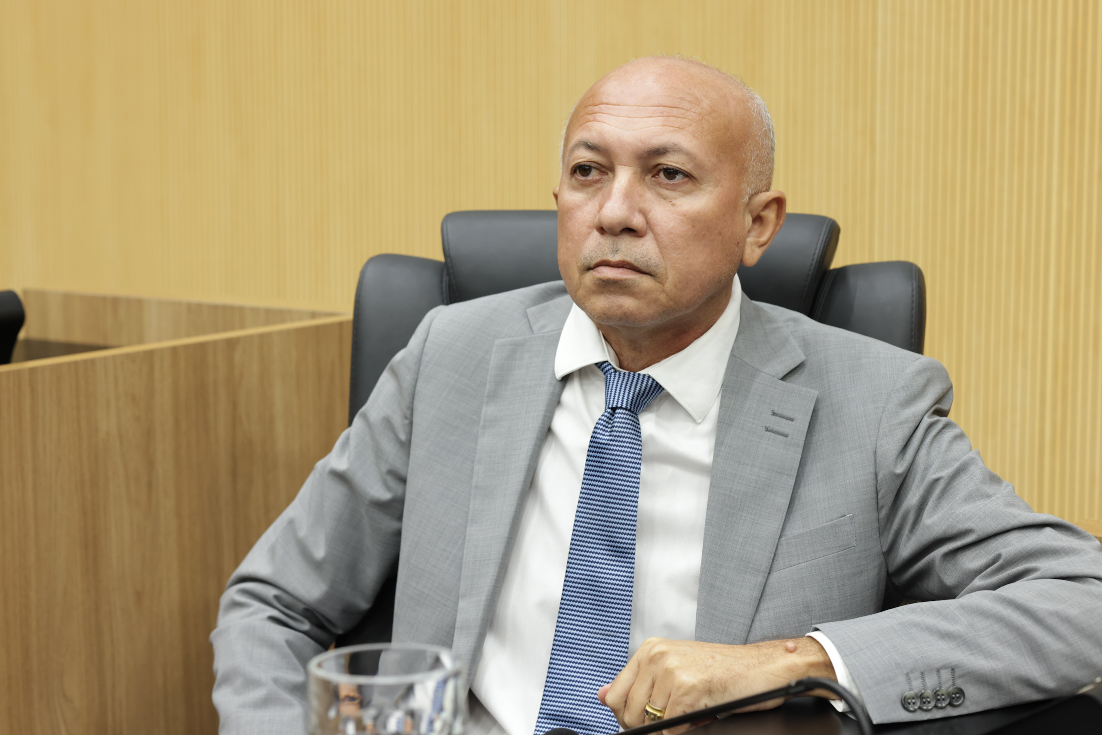 Warton Lacerda pede água para a população