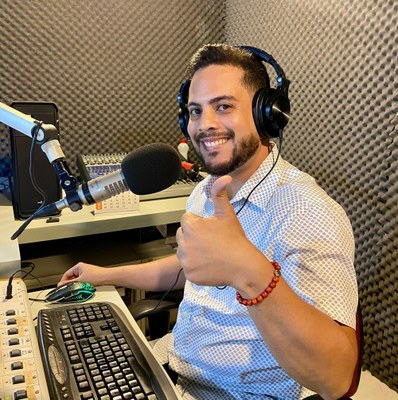 André Linhares é o novo apresentador do Tarde 98