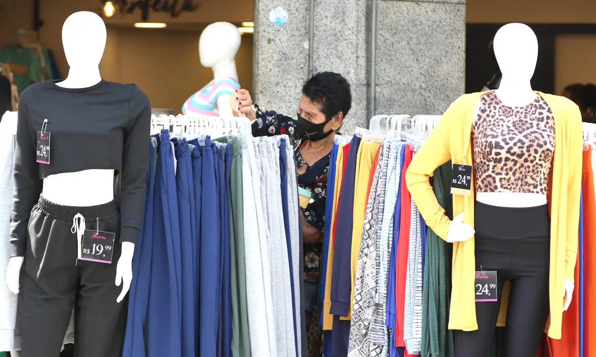 Brasil descarta 4 milhões de toneladas de resíduos têxteis por ano