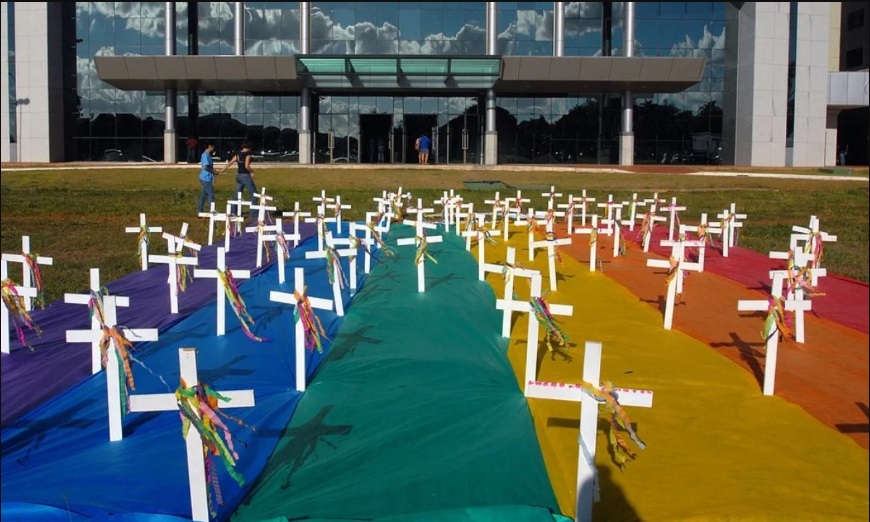 Brasil tem ao menos 5 assassinatos de LGBTI+ por semana