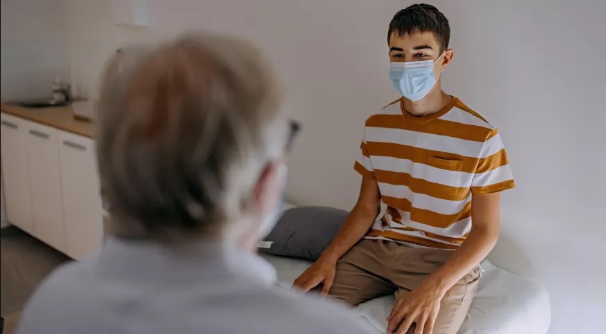 Frequência de meninas ao médico é 18 vezes maior que a dos meninos