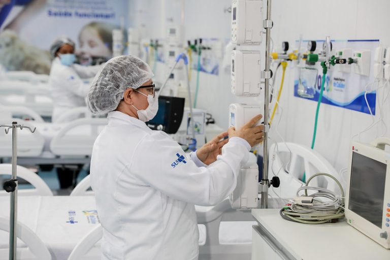 Lei inclui atenção humanizada entre os princípios do SUS   