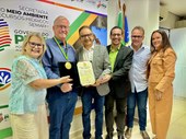 Proprietários da Fazenda Progresso recebem Medalha do Mérito Ambiental