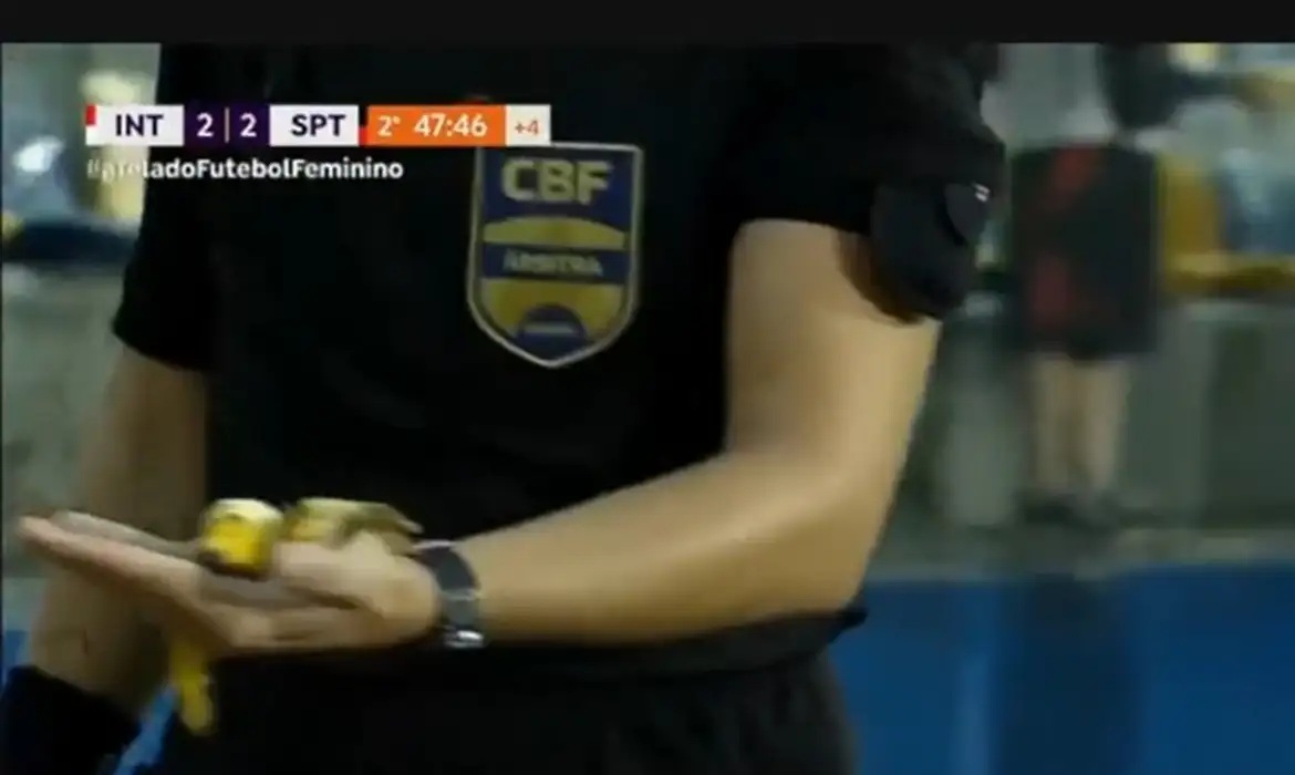 Racismo no futebol cresce, apesar de campanhas, alerta Observatório