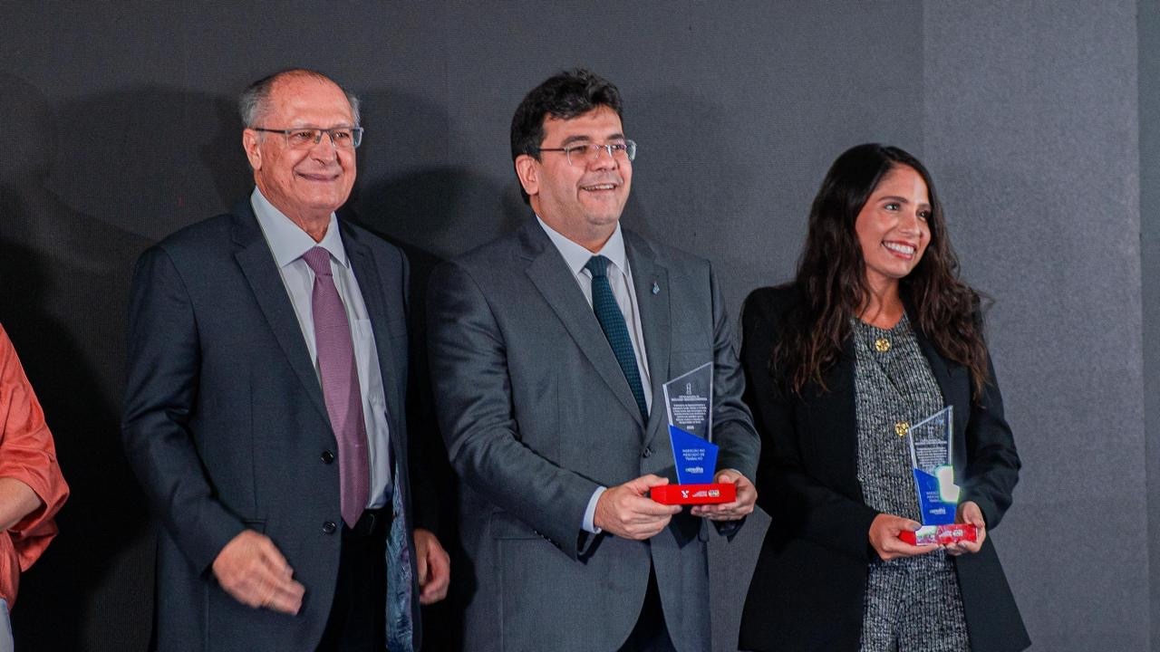 Rafael Fonteles é homenageado em Brasília por ações de inclusão socioeconômica no Piauí