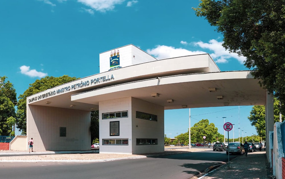 UFPI abre processo seletivo para contratação de profissional especializado em LIBRAS