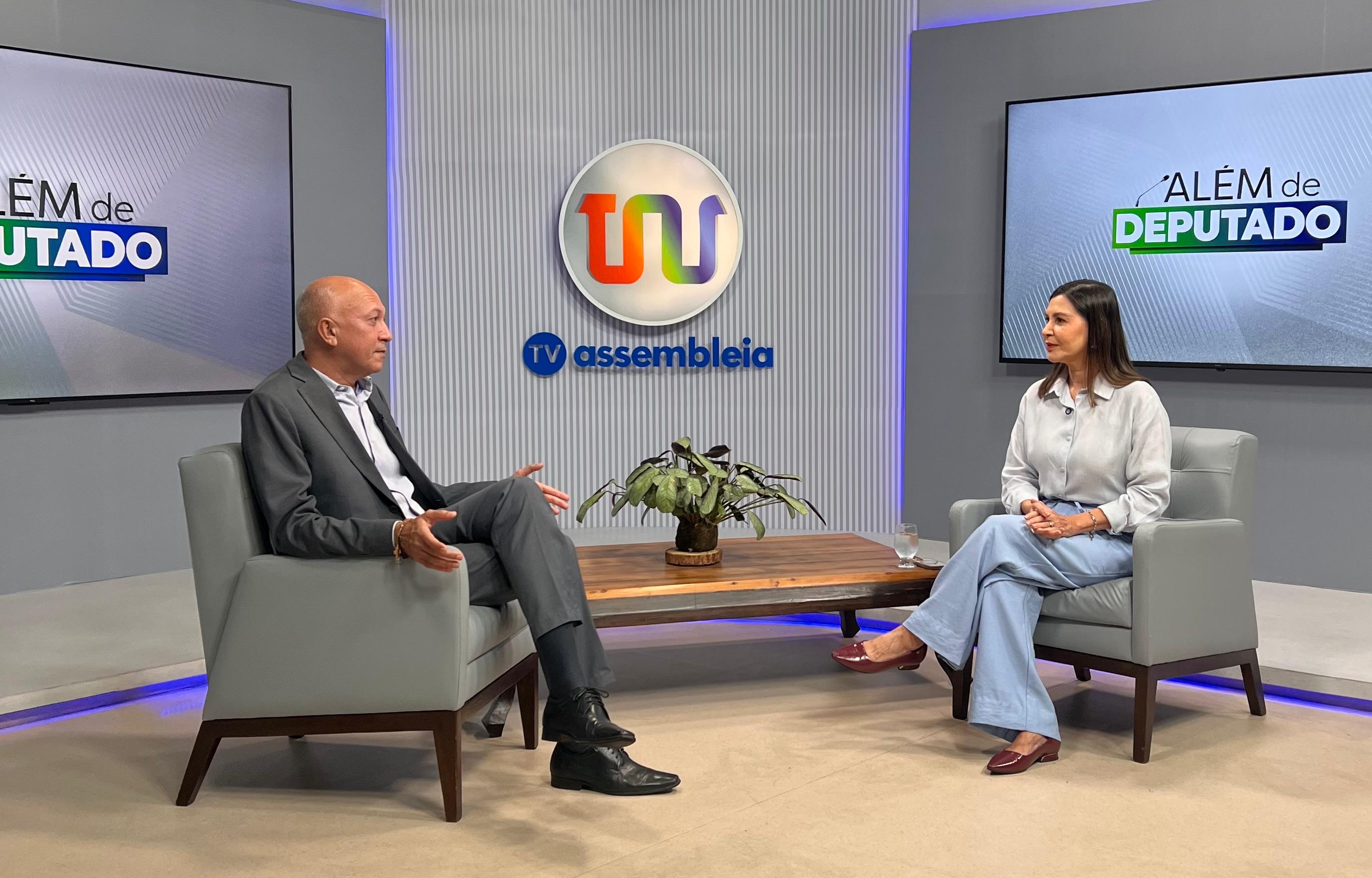 Além de Deputado destaca trajetória de superação e memórias afetivas de Warton Lacerda