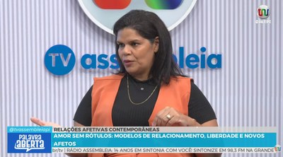 Amor sem rótulos amplia debate sobre novas formas de relacionamento