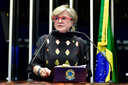 Auxílio-aluguel para mulher vítima de violência vai a sanção