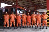 Corpo de Bombeiros orienta foliões durante Carnaval