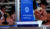Criação de vagas e salários em alta: o que fez aquecer o mercado de trabalho em 2025?