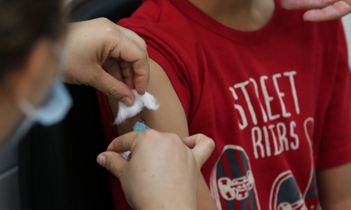 Crianças "zero dose": como vulnerabilidades produzem exclusão vacinal