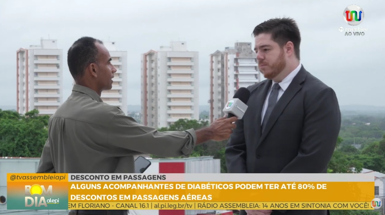 Desconto de até 80% para acompanhante em voos: especialista esclarece regras da ANAC