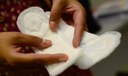 Dignidade Menstrual: cartilha traz informações sobre como ter acesso a absorventes