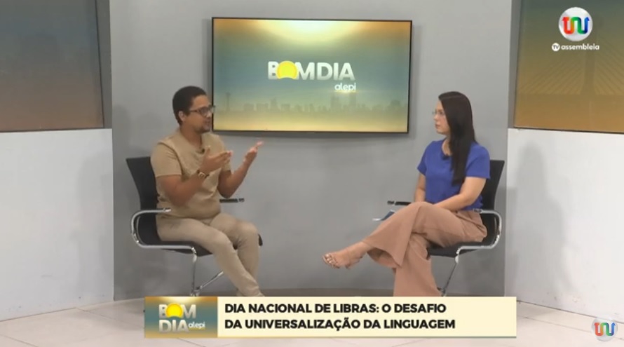 Educação de Surdos e Libras: datas celebram conquistas e alertam para desafios