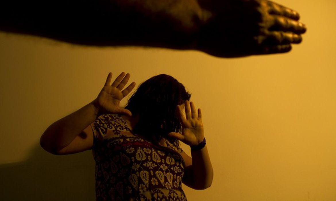 Em 40 anos, homicídios de mulheres foram subnotificados no país