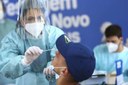 Estudo - mecanismos responsáveis por danos neurológicos pós-covid