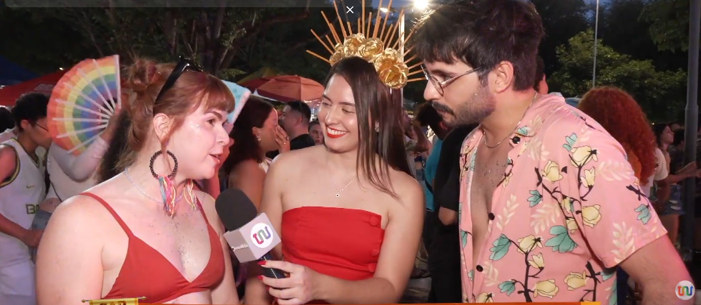 Juventude ocupa o centro de Teresina e anima o Bloco das Estouradas