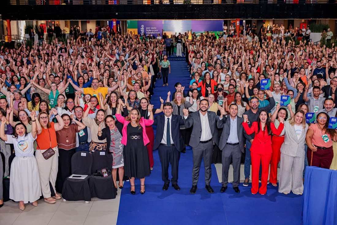 Piauí premia 50 escolas com melhores resultados no Idepi durante o Gestão que Transforma