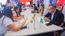 Produtores de mel e empresários estrangeiros participam de rodada de negócios em Teresina Produtores de mel e empresários estrangeiros participam de rodada de negócios em Teresina