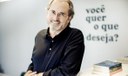Psicanalista diz que mundo de tsunami digital requer nova educação