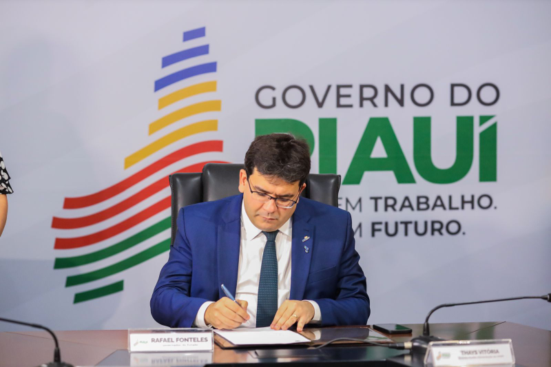 Rafael anuncia investimento de R$ 66 milhões para a Uespi