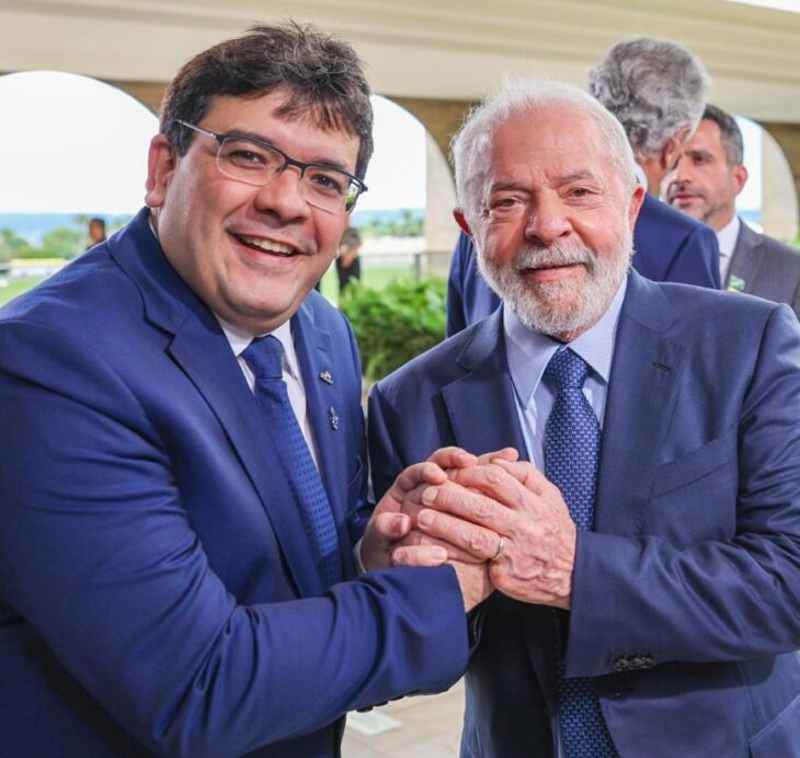 Rafael entrega a Lula projetos de desenvolvimento do Piauí