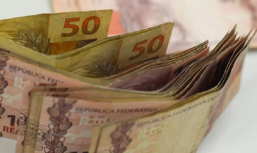 Segurados do INSS podem pedir devolução de descontos ilegais