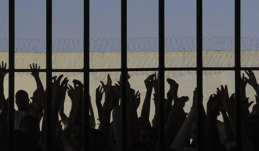 STF homologa plano para melhorar condições de presídios