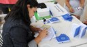 Taxa de desocupação recua e emprego com carteira bate recorde no trimestre encerrado em maio