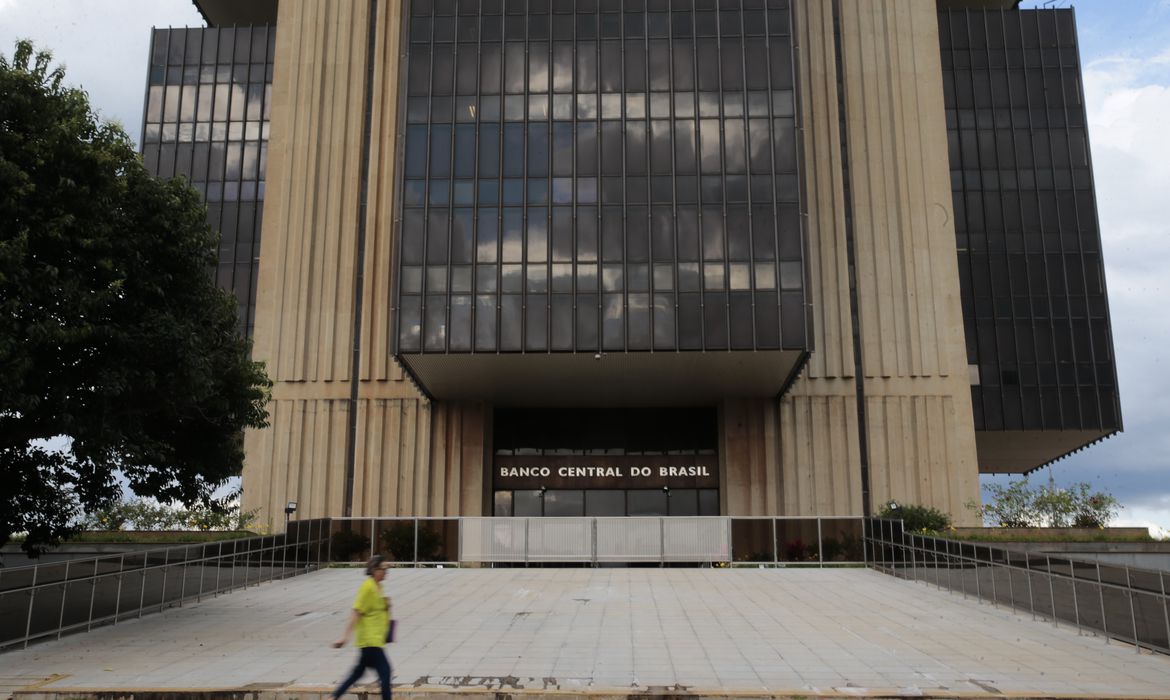 Transição para economia digital deve ser feita de forma ordenada