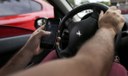 Uso de celular ao volante é atitude que mais incomoda motorista