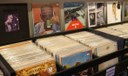 Vendas de vinil ultrapassam as de CD pela primeira vez