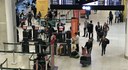 Volume de serviços cresce 0,5% em abril, segunda alta seguida Volume de serviços cresce 0,5% em abril, segunda alta seguida