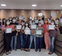 Escola do Legislativo entrega certificados de curso em Uruçuí
