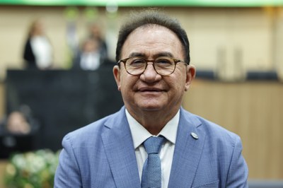 SESSÃO SOLENE TÍTULO DE CIDADANIA AO SENHOR MANOEL CARDOSO LINHARES E À SENHORA CARINA THOMAZ CAMARA .jpg SESSÃO SOLENE TÍTULO DE CIDADANIA AO SENHOR MANOEL CARDOSO LINHARES E À SENHORA CARINA THOMAZ CAMARA .jpg