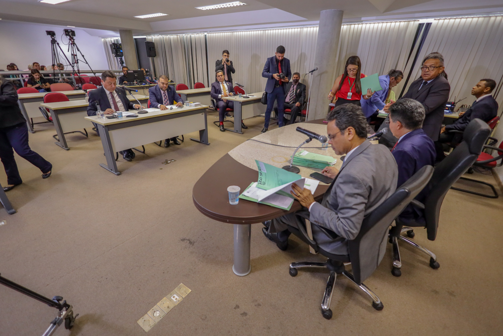 Alepi recebe projeto do governo com criação de comandos e batalhões na PM-PI